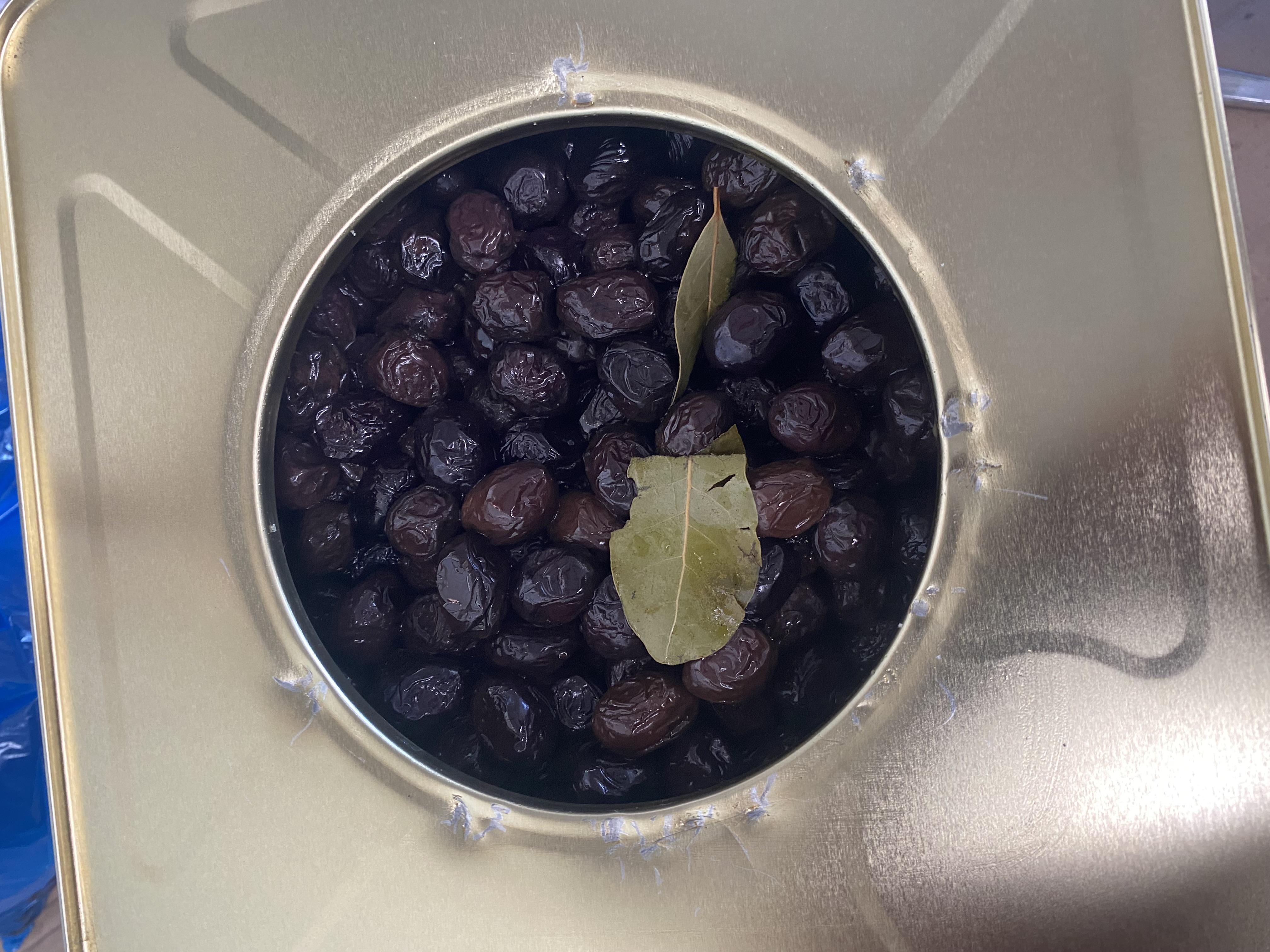 Zeytin - MEHMET DEDE tarafından verilen satılık gemlik çeşidi zeytin  ilanını ve diğer satılık zeytin ilanlarını tarimziraat.com adresinde bulabilirsiniz