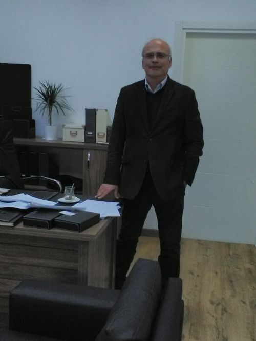 Şükrü Tiris